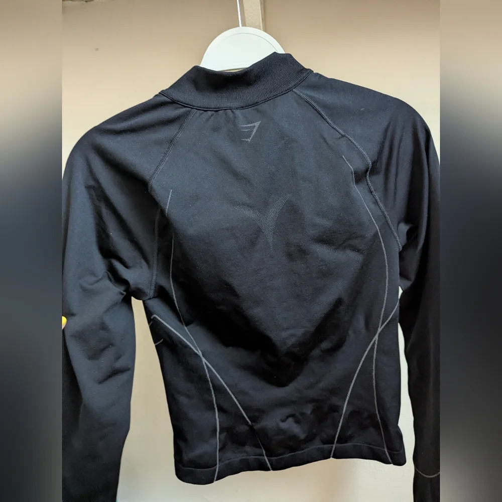 Gymshark Apex Seamless 1/4 Zip Pullover - Picture 6 of 6